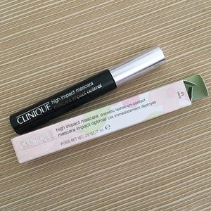 Clinique High Impact mascara dramatic lashes on-contact in BLACK